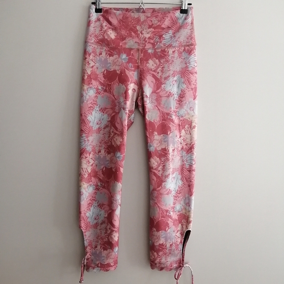 Anthropologie Daily Practice Allie Leggings Pink Floral 7/8 Ankle Tie Medium - Picture 2 of 16